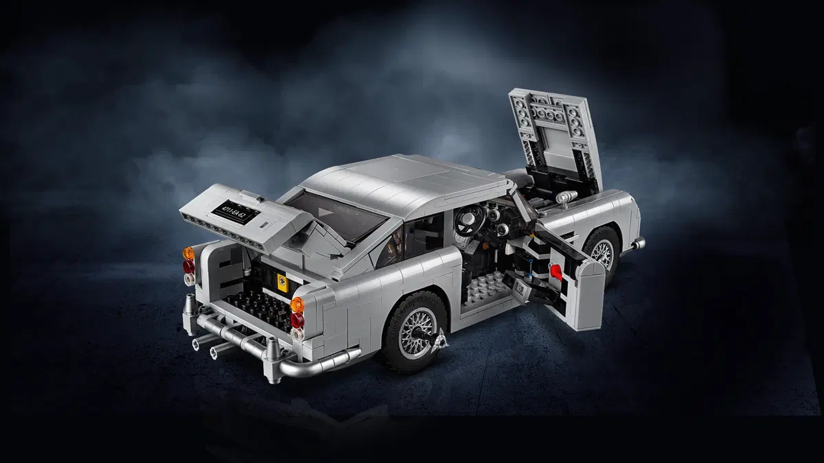 Aston Martin DB5, l’auto di James Bond creata dalla Lego [Video] (5)
