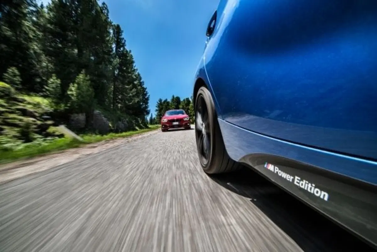 BMW Serie 1: arriva la M Power Edition (4)