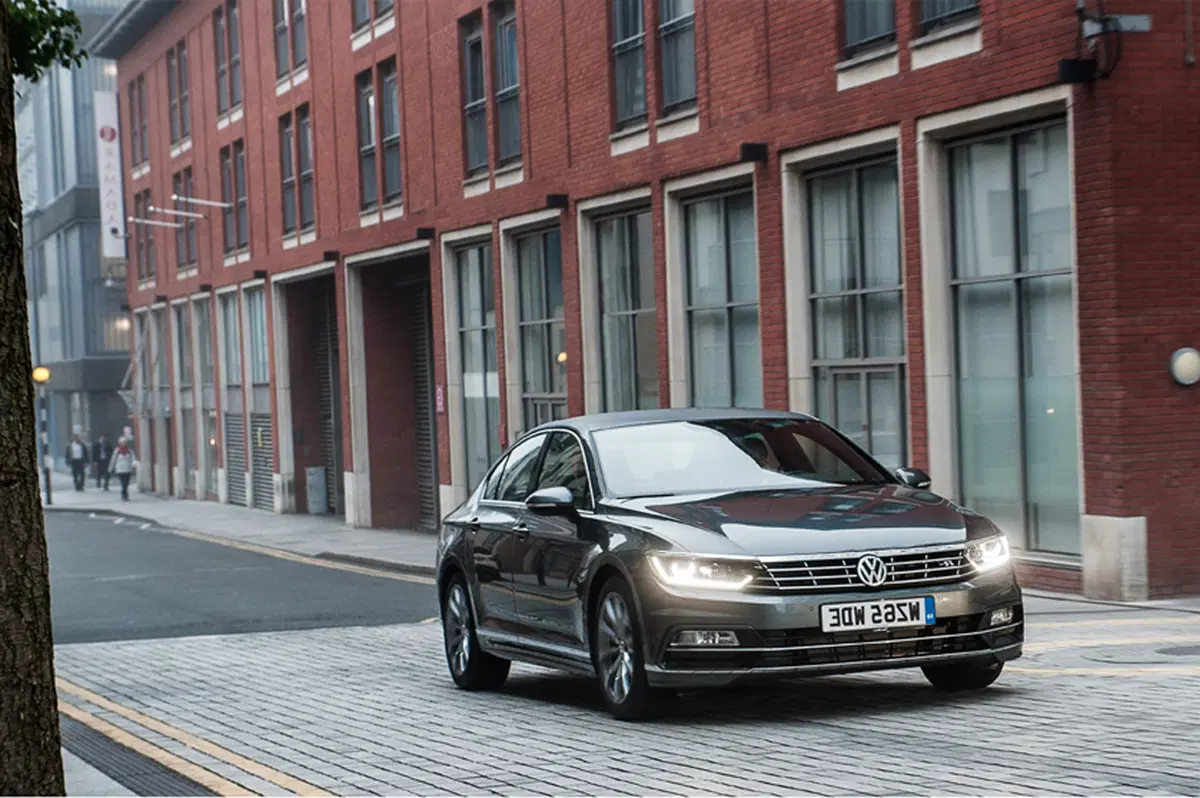 Volkswagen Passat (2014-21) (28)