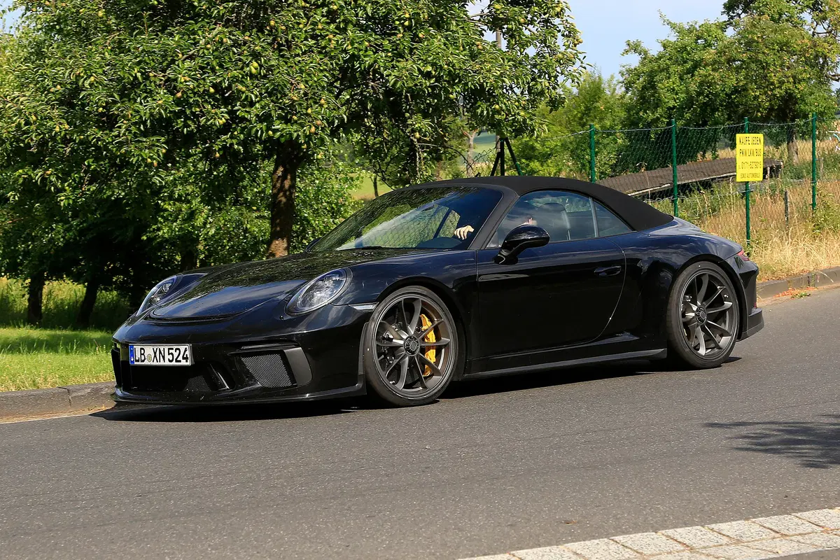 Porsche GT3 spider? Yes please!  (6)