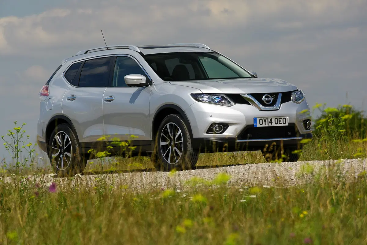 Nissan X-Trail 1.6 dCi 4WD Tekna (32)