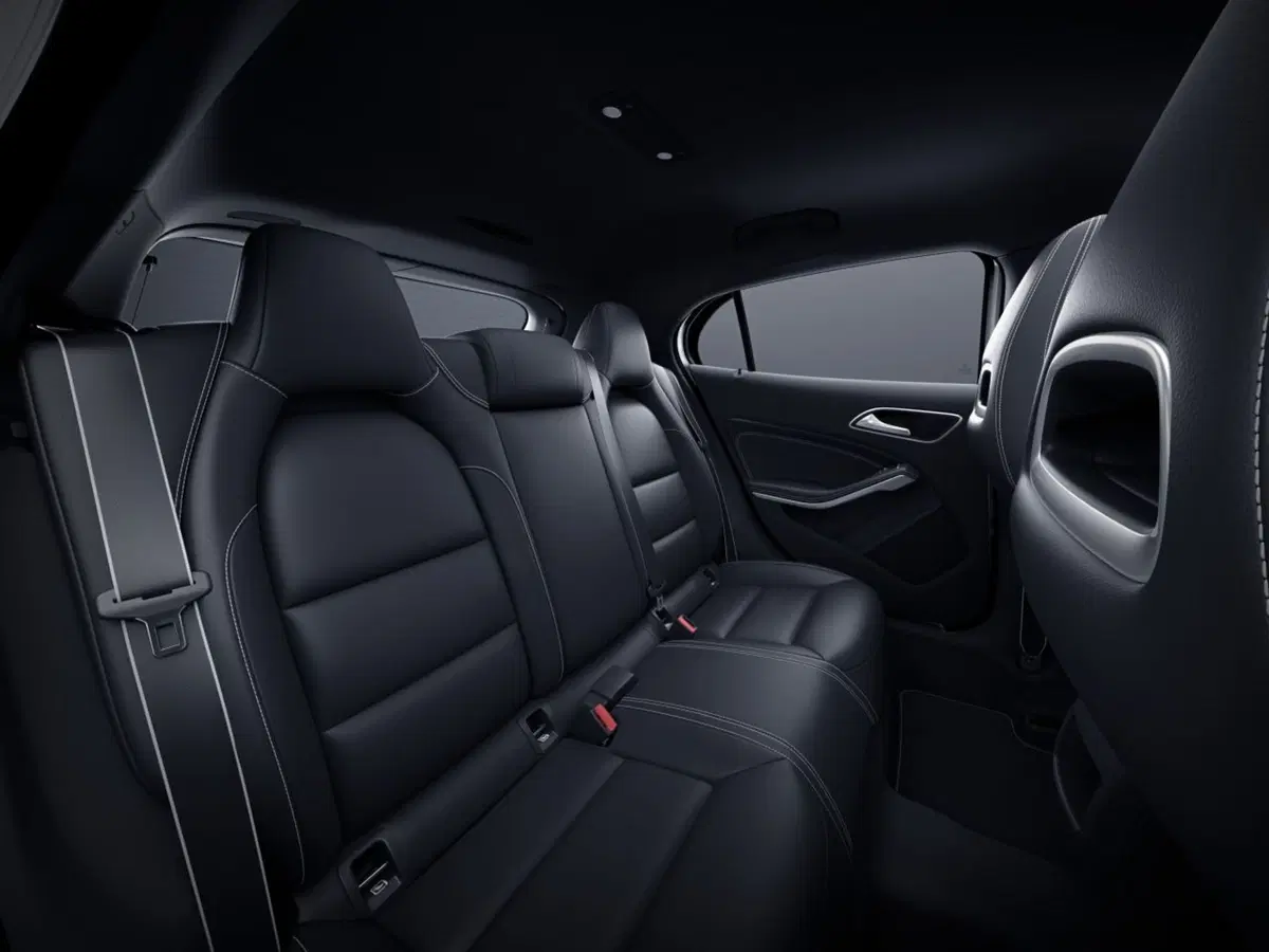 Mercedes CLA, GLA e GLC Night Edition (17)