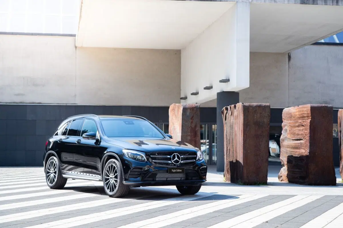 Mercedes CLA, GLA e GLC Night Edition (18)