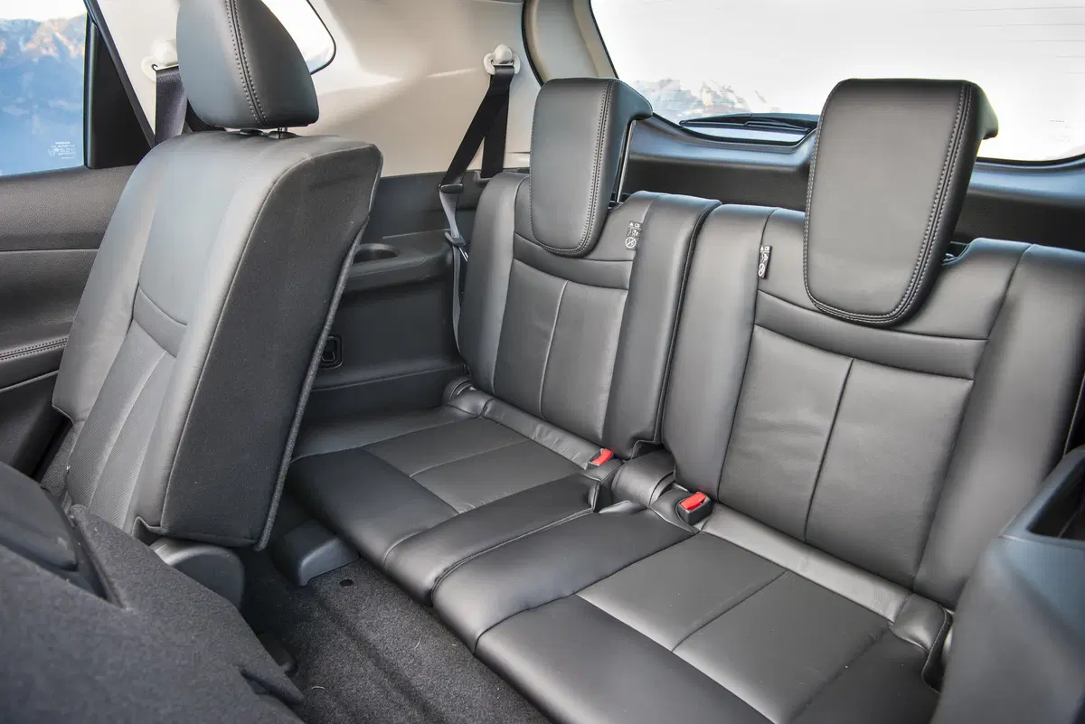 Nissan X-Trail 1.6 dCi 4WD Tekna (46)