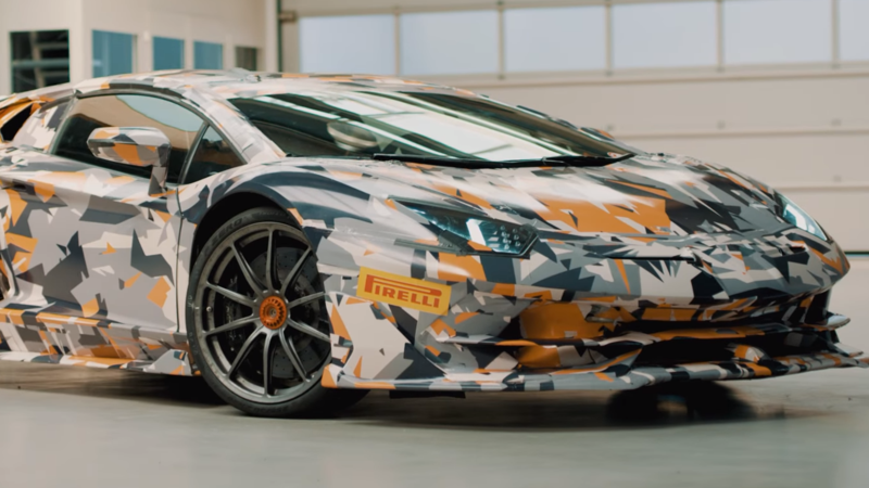 Lamborghini Aventador SVJ, il teaser al Nurburgring [video]