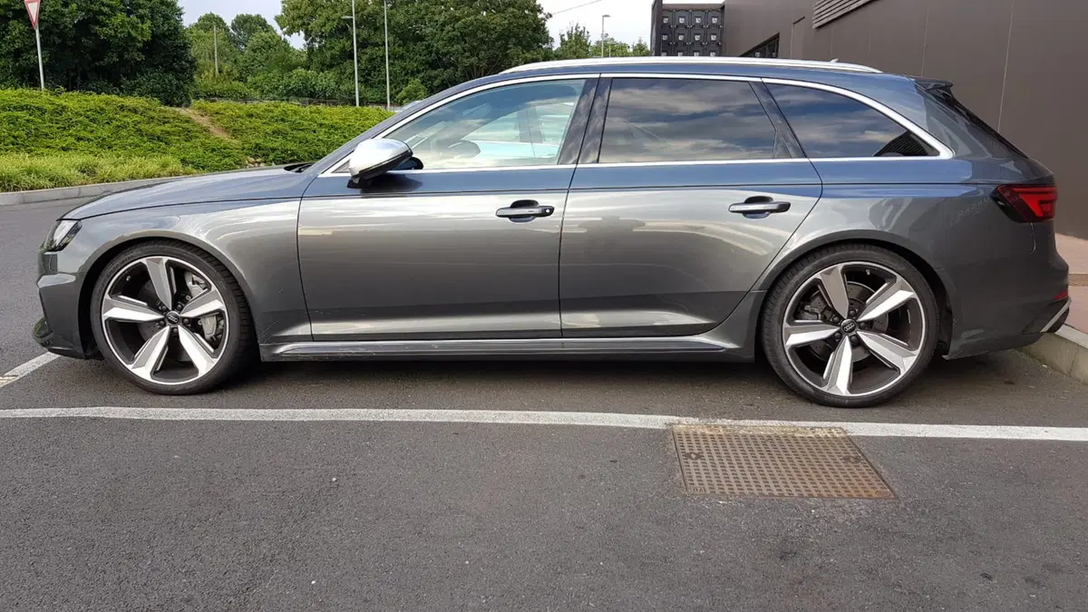 Audi RS4 | Un'esperienza di guida al top, ma serve aggressività (5)