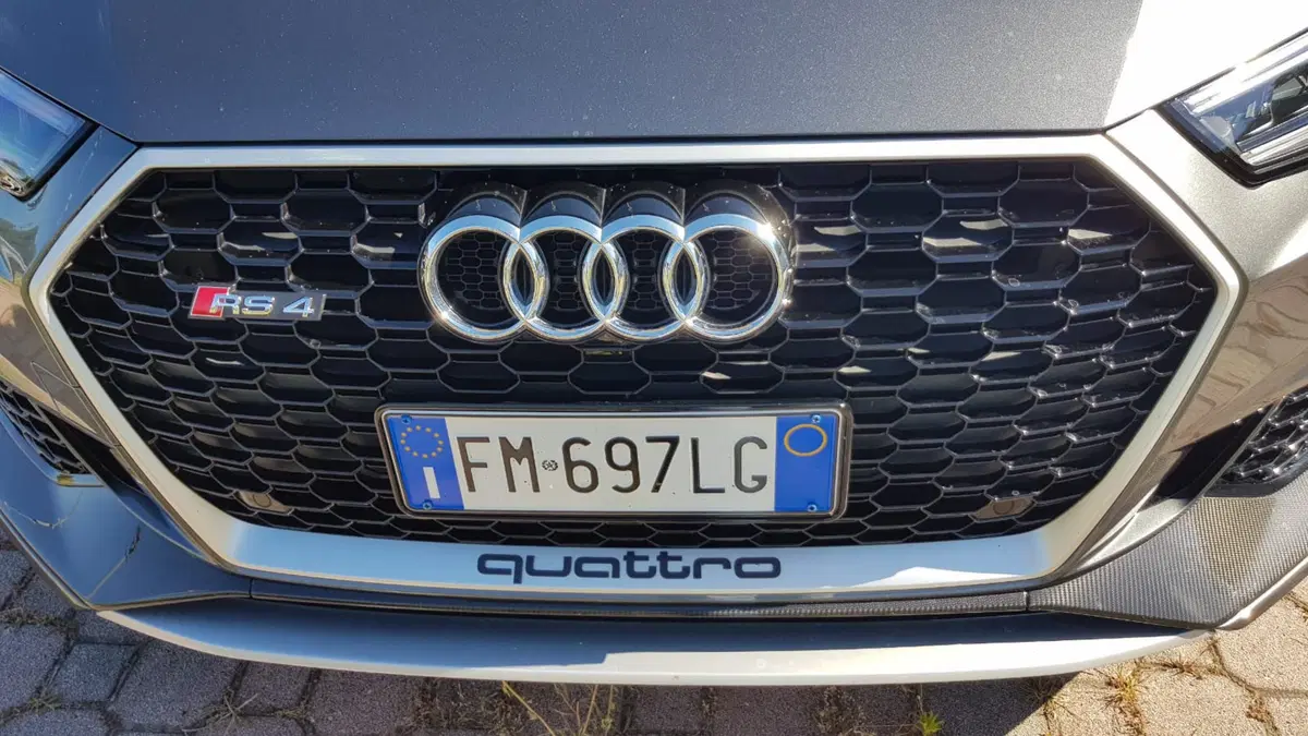 Audi RS4 | Un'esperienza di guida al top, ma serve aggressività (9)