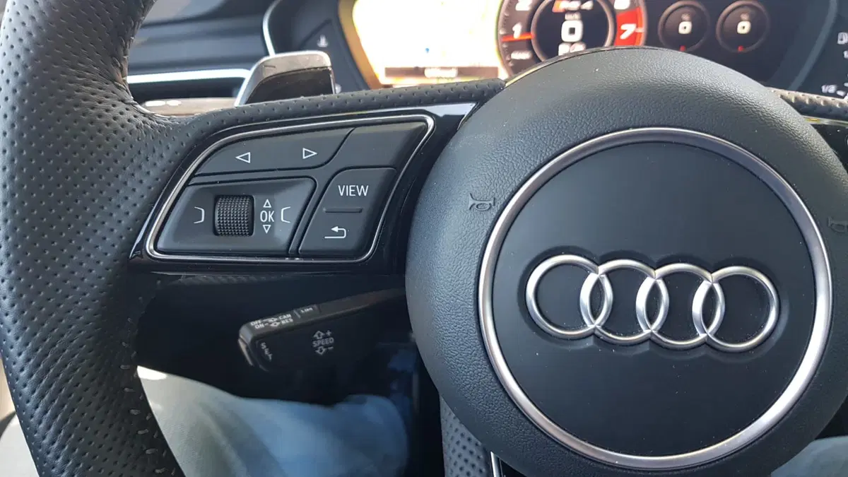 Audi RS4 | Un'esperienza di guida al top, ma serve aggressività (22)
