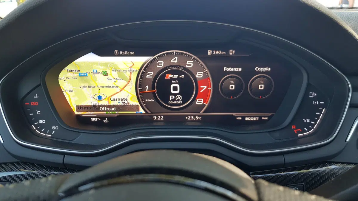 Audi RS4 | Un'esperienza di guida al top, ma serve aggressività (25)