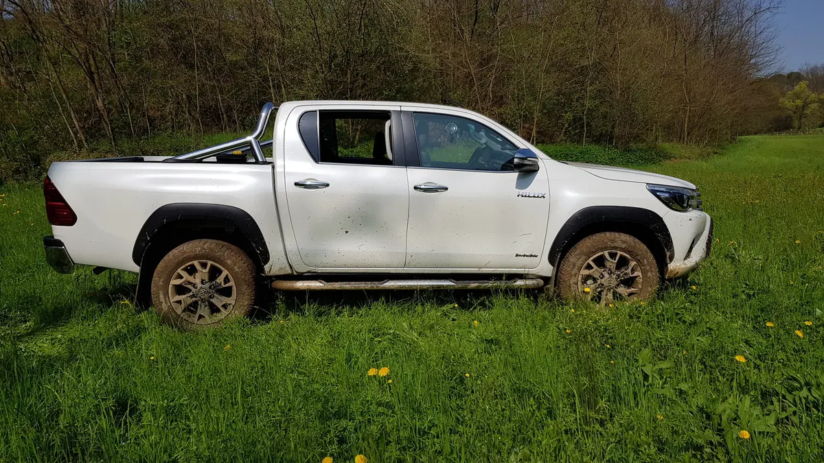 Toyota Hilux | Come uscire dalle insidie della vita... in fuoristrada (3)