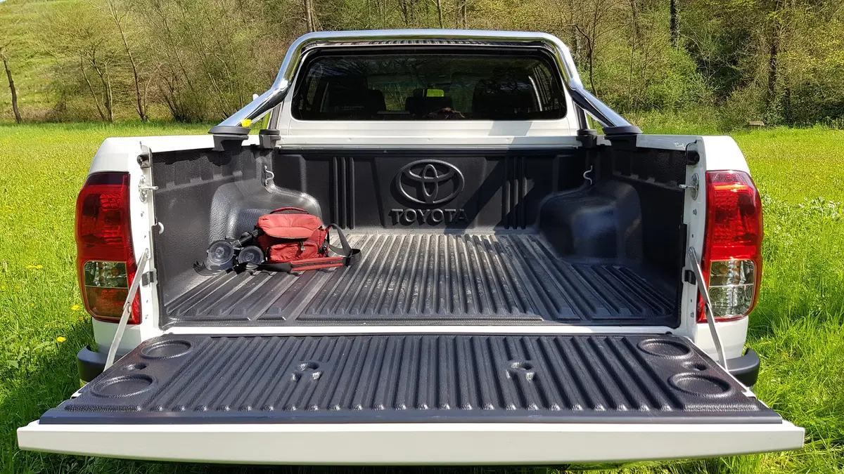 Toyota Hilux | Come uscire dalle insidie della vita... in fuoristrada (7)