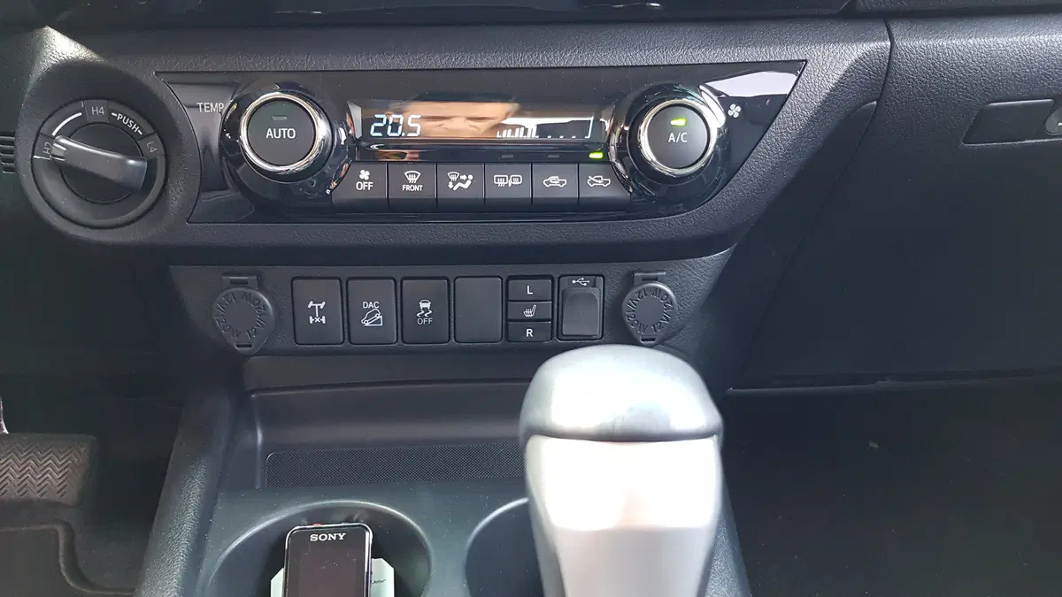 Toyota Hilux | Come uscire dalle insidie della vita... in fuoristrada (18)