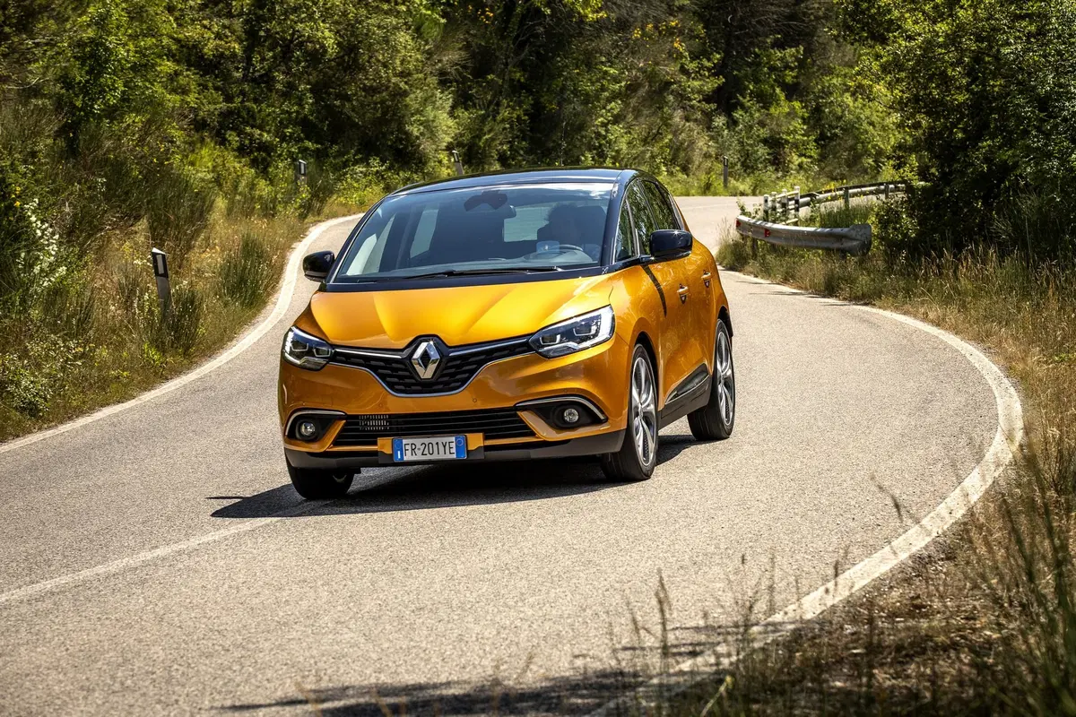 Renault Scenic, il test del nuovo 1.3 TCe da 140 e 160 CV [Video] (7)