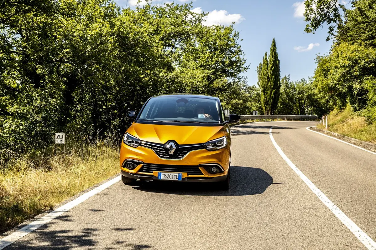 Renault Scenic, il test del nuovo 1.3 TCe da 140 e 160 CV [Video] (12)