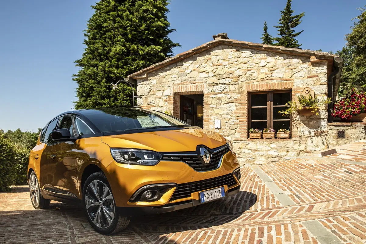 Renault Scenic, il test del nuovo 1.3 TCe da 140 e 160 CV [Video] (10)