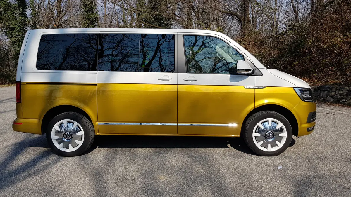 Volkswagen Bulli | Il multivan con sapore anni sessanta! (2)