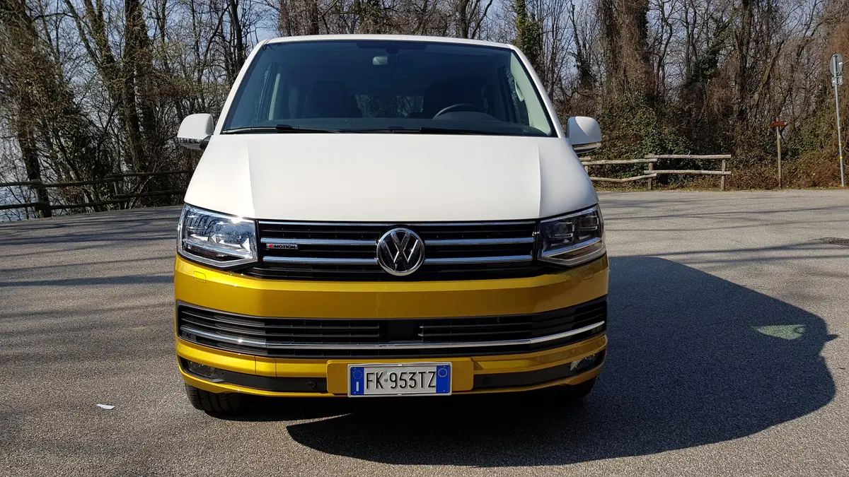 Volkswagen Bulli | Il multivan con sapore anni sessanta! (3)