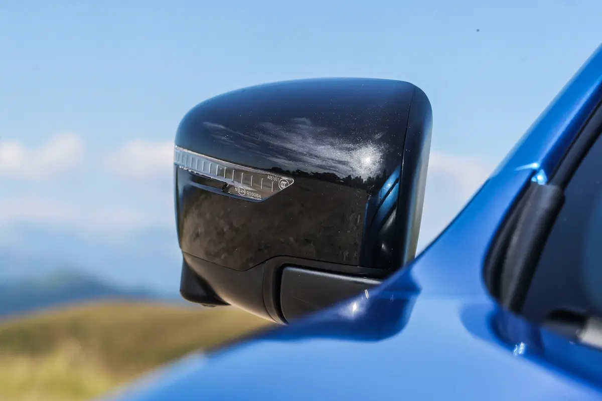 Nissan Juke MY18, 2° restyling con nuovi colori e personalizzazioni (5)