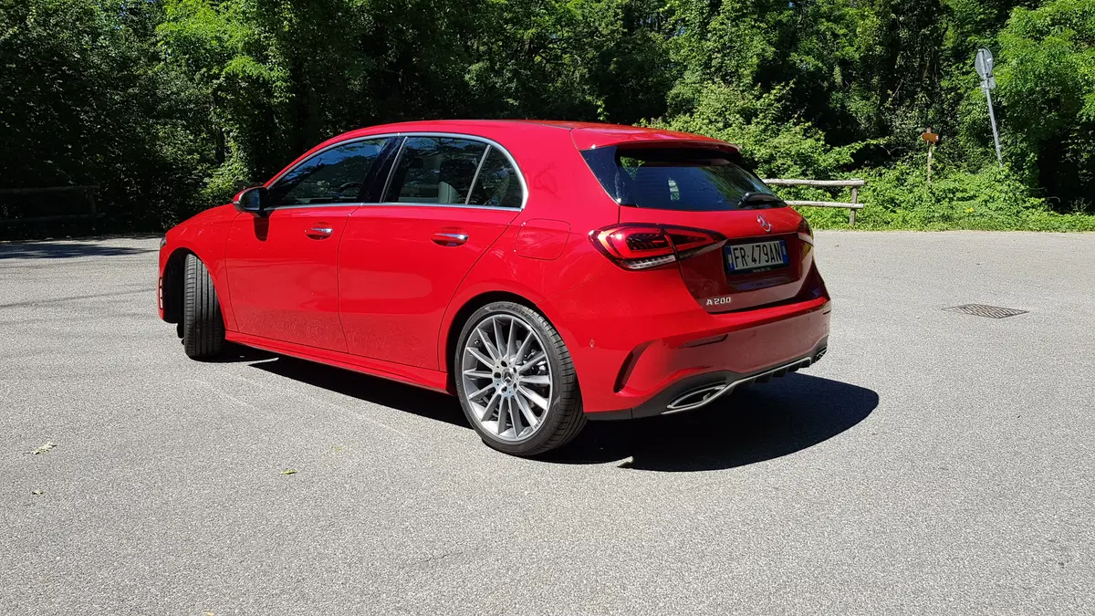 Mercedes Classe A | Mai vista tanta tecnologia... (3)