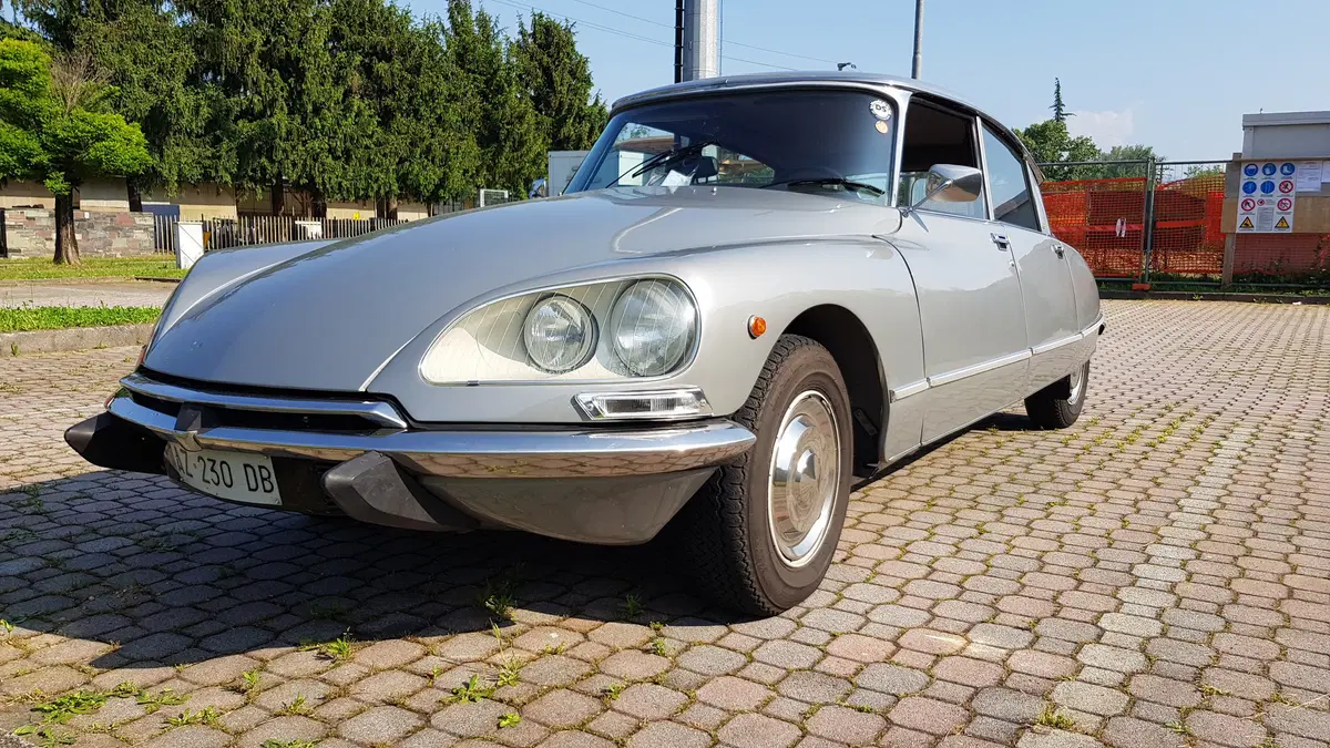 Citroen DS23 Pallas | Dea o Squalo? (12)