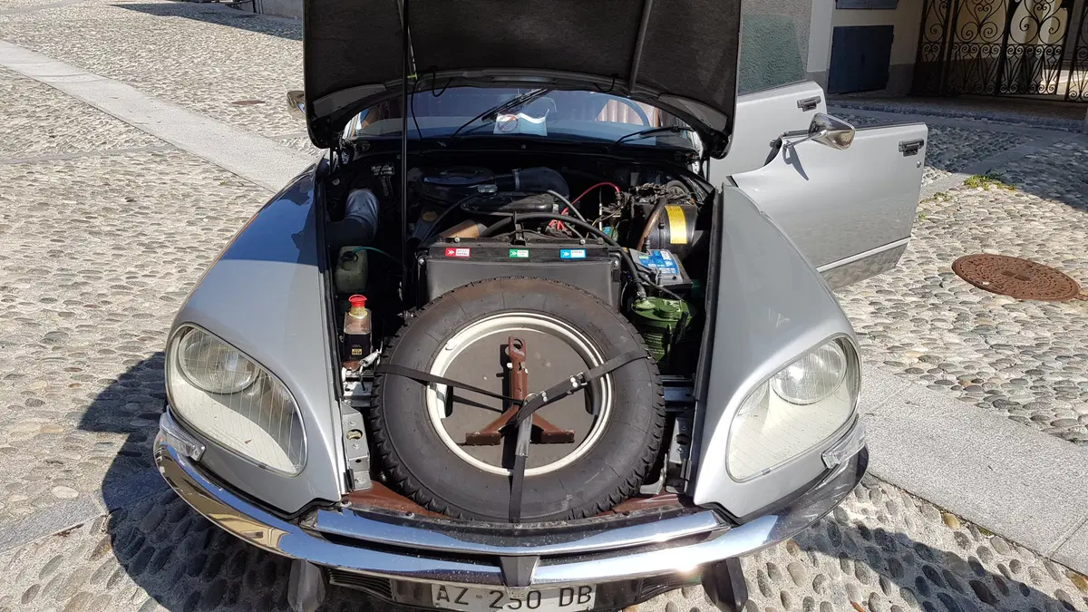 Citroen DS23 Pallas | Dea o Squalo? (26)
