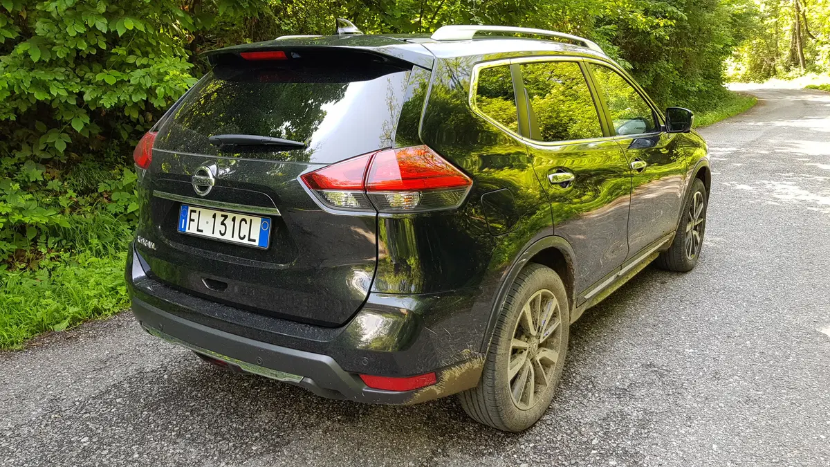  Nissan X Trail | Un po' SUV, molto fuoristrada, e costa il giusto! (2)