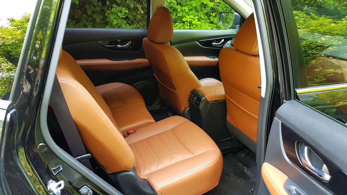  Nissan X Trail | Un po' SUV, molto fuoristrada, e costa il giusto! (10)