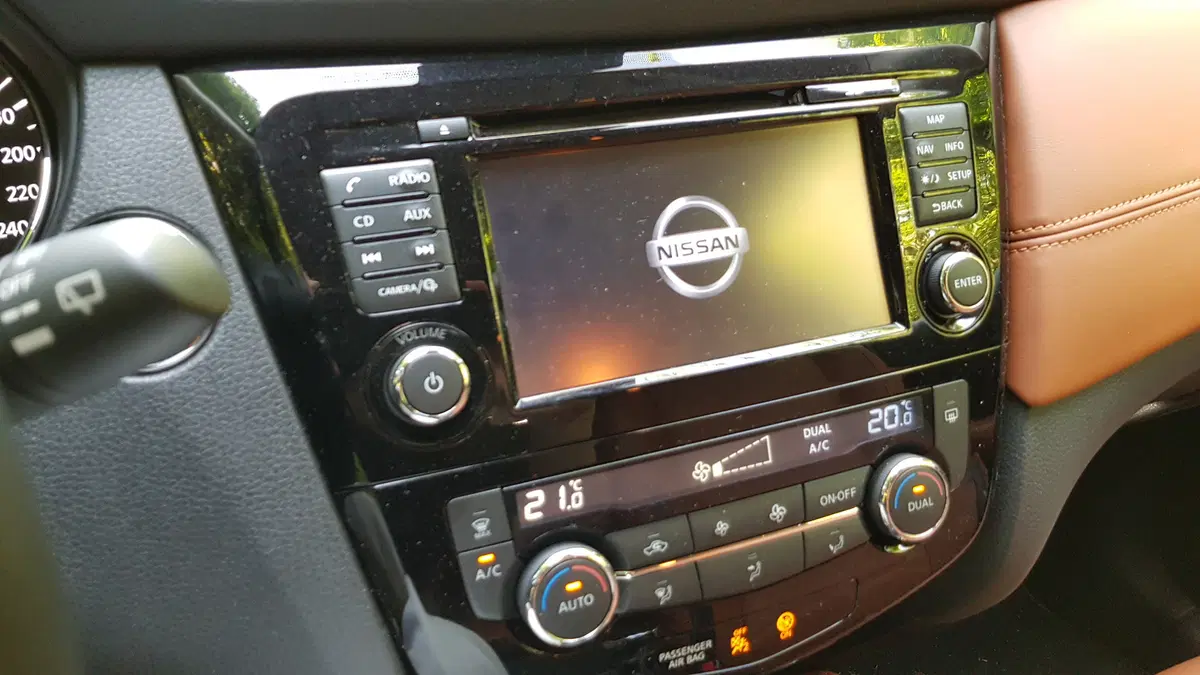  Nissan X Trail | Un po' SUV, molto fuoristrada, e costa il giusto! (25)