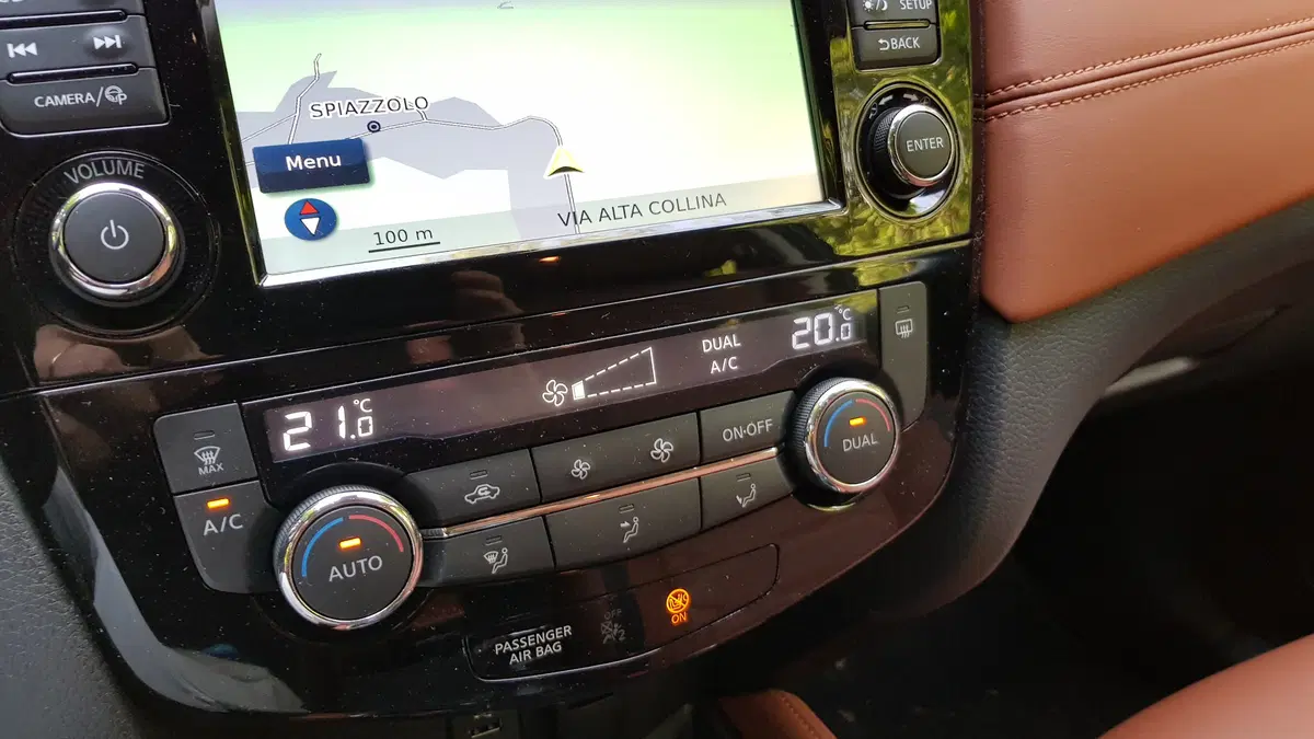  Nissan X Trail | Un po' SUV, molto fuoristrada, e costa il giusto! (28)