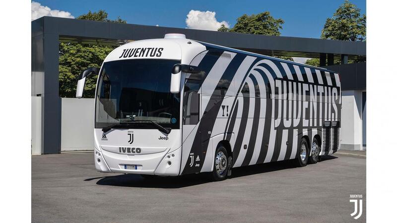 Garage Italia firma il bus della Juventus 