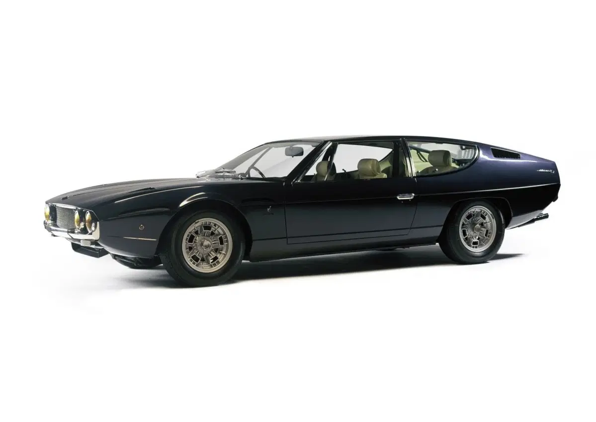 Lamborghini Espada, 50 anni fa nasceva la prima 4 posti del Toro (10)