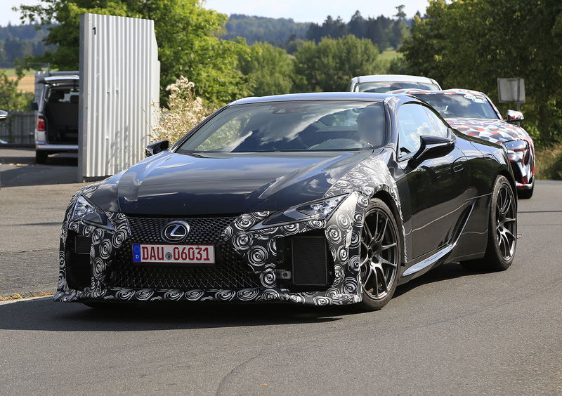 Lexus LC-F in arrivo la coup&eacute; cattiva? 