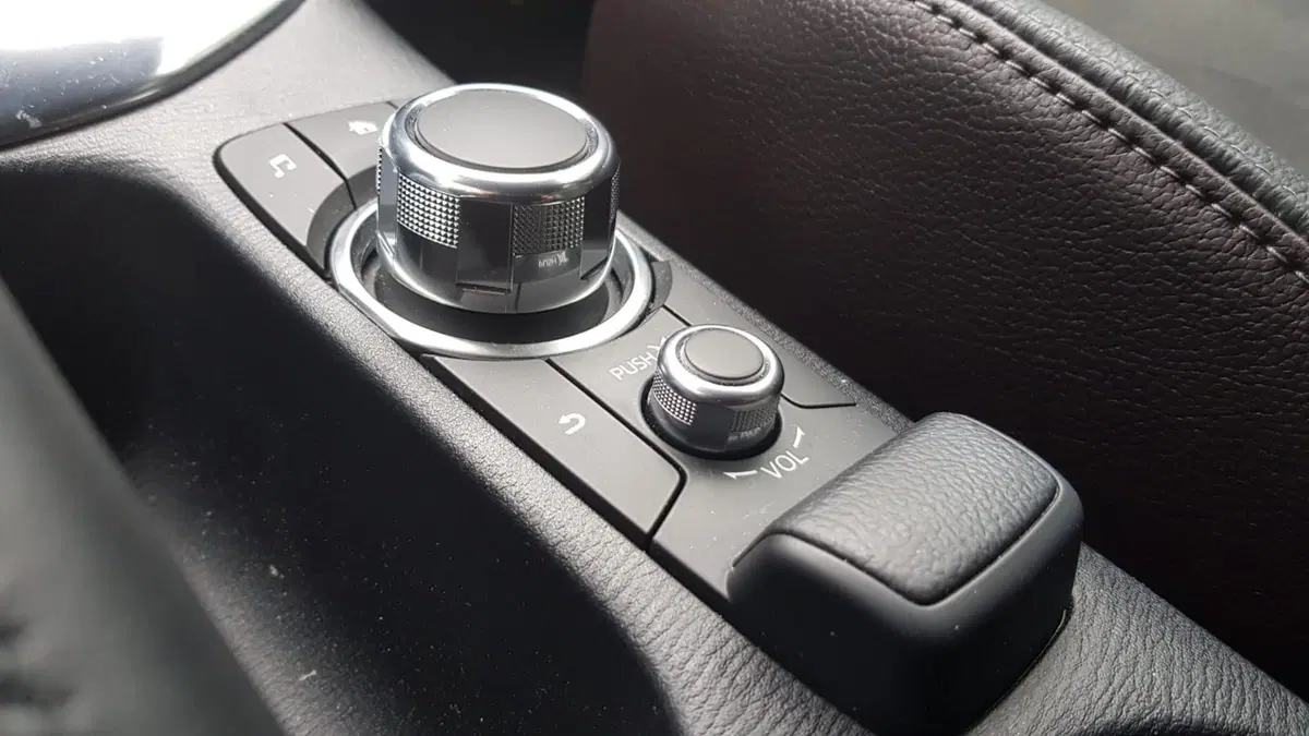 Mazda 2 | Piccola ma dentro c'è tutto!  (15)