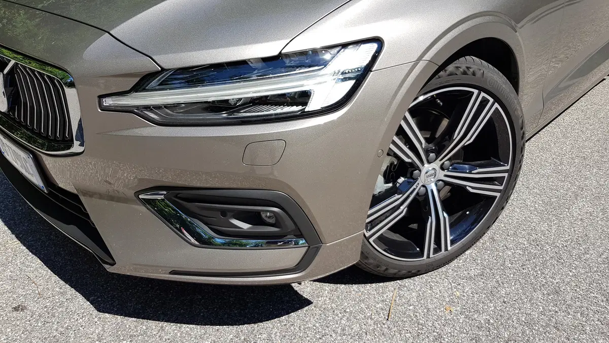 Volvo V60 | Un altro passo avanti del brand svedese... (7)