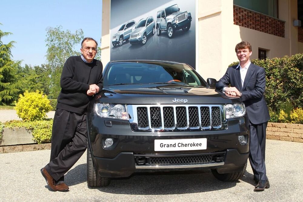 2011 Marchionne e il suo successore Mike Manley (allora ad Jeep) alla presentazione internazionale della nuova gamma Jeep in Europa