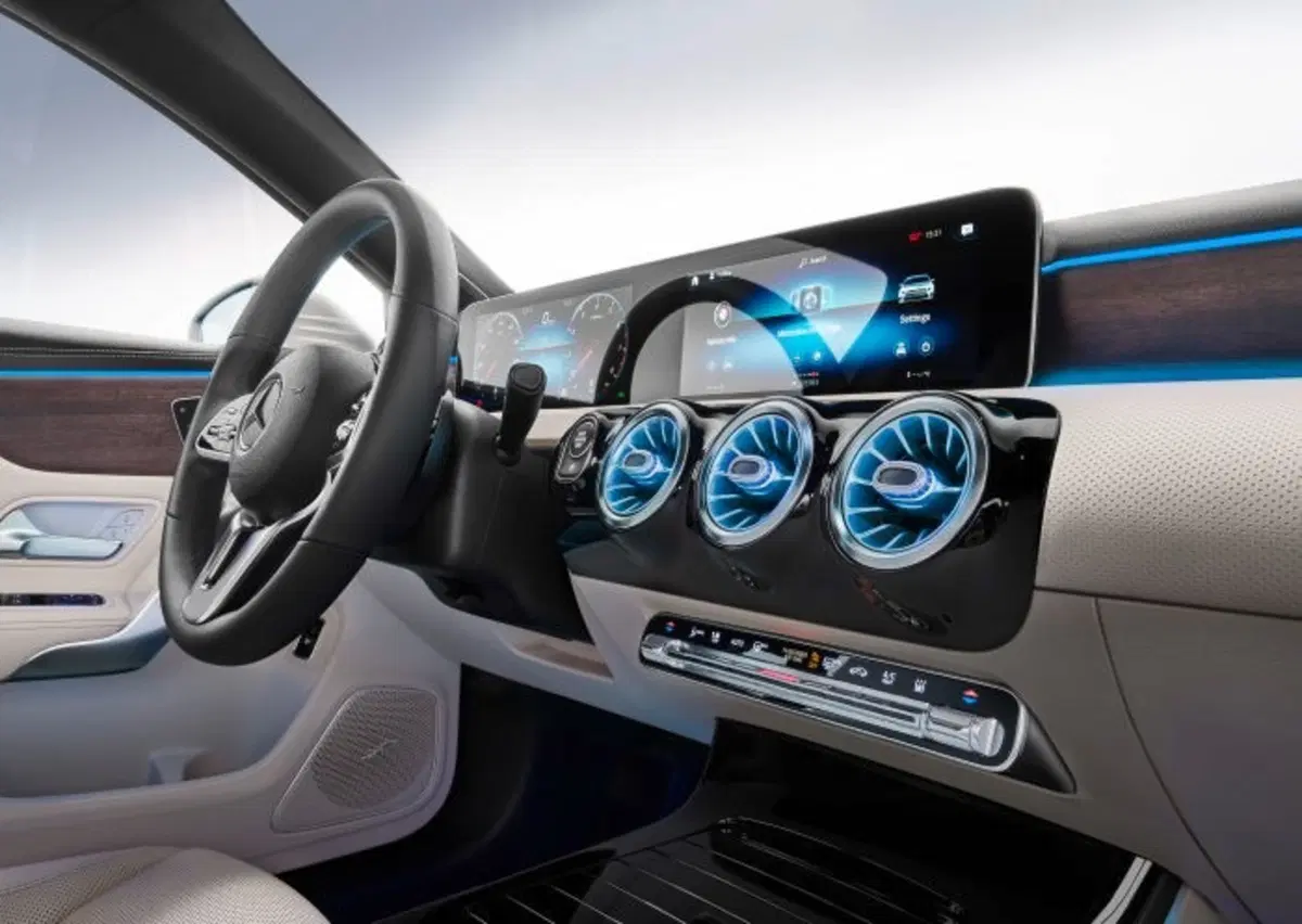 Mercedes, arriva la "Baby Benz" (8)