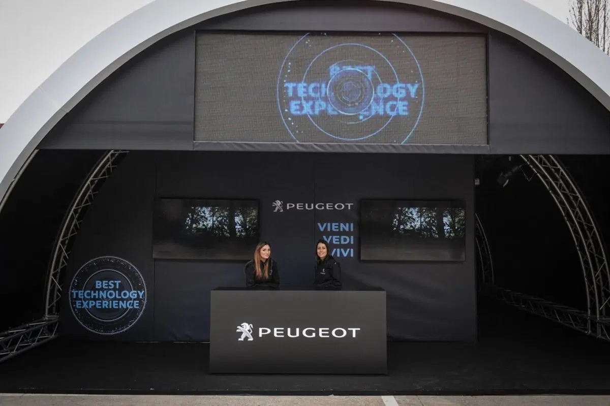 Peugeot, Stefano Accorsi firma i video Oculus (9)