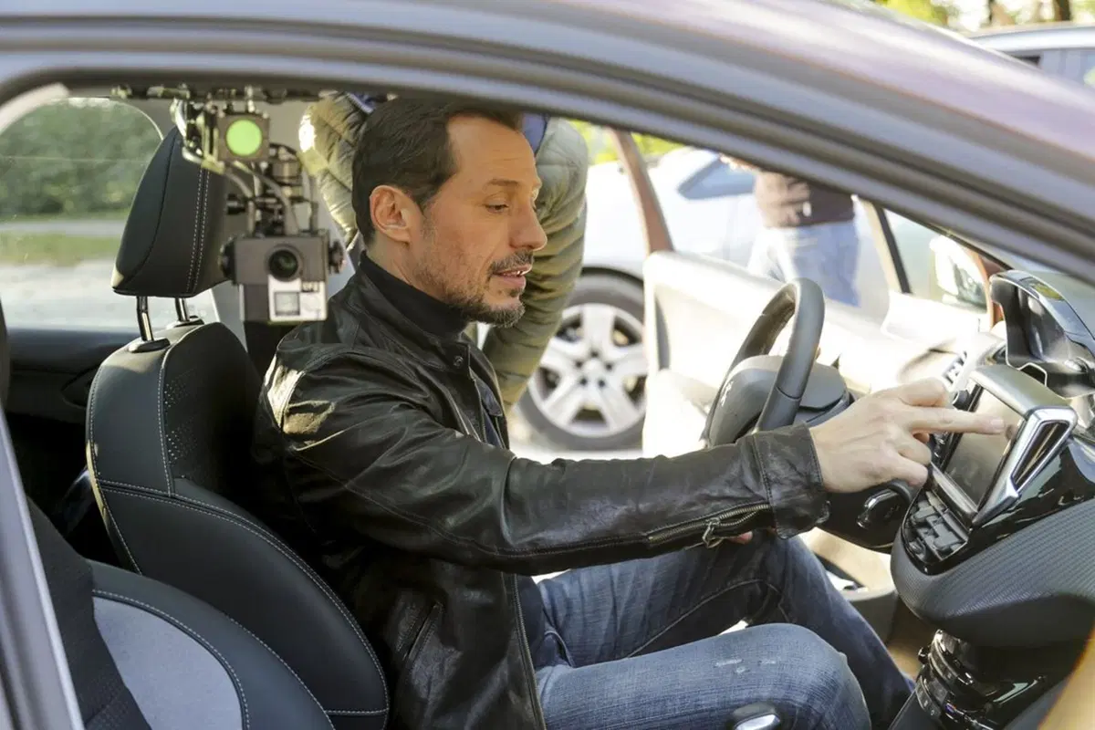 Peugeot, Stefano Accorsi firma i video Oculus (13)