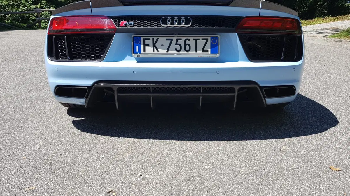 Audi R8 | Maneggiare con cura, Aprirla, Divertirsi!  (6)