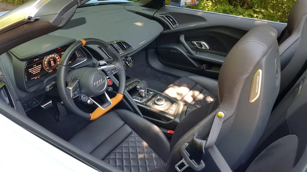 Audi R8 | Maneggiare con cura, Aprirla, Divertirsi!  (12)
