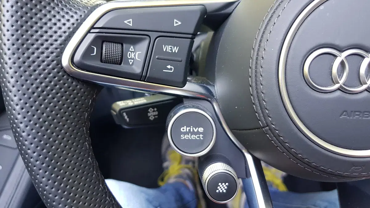 Audi R8 | Maneggiare con cura, Aprirla, Divertirsi!  (16)