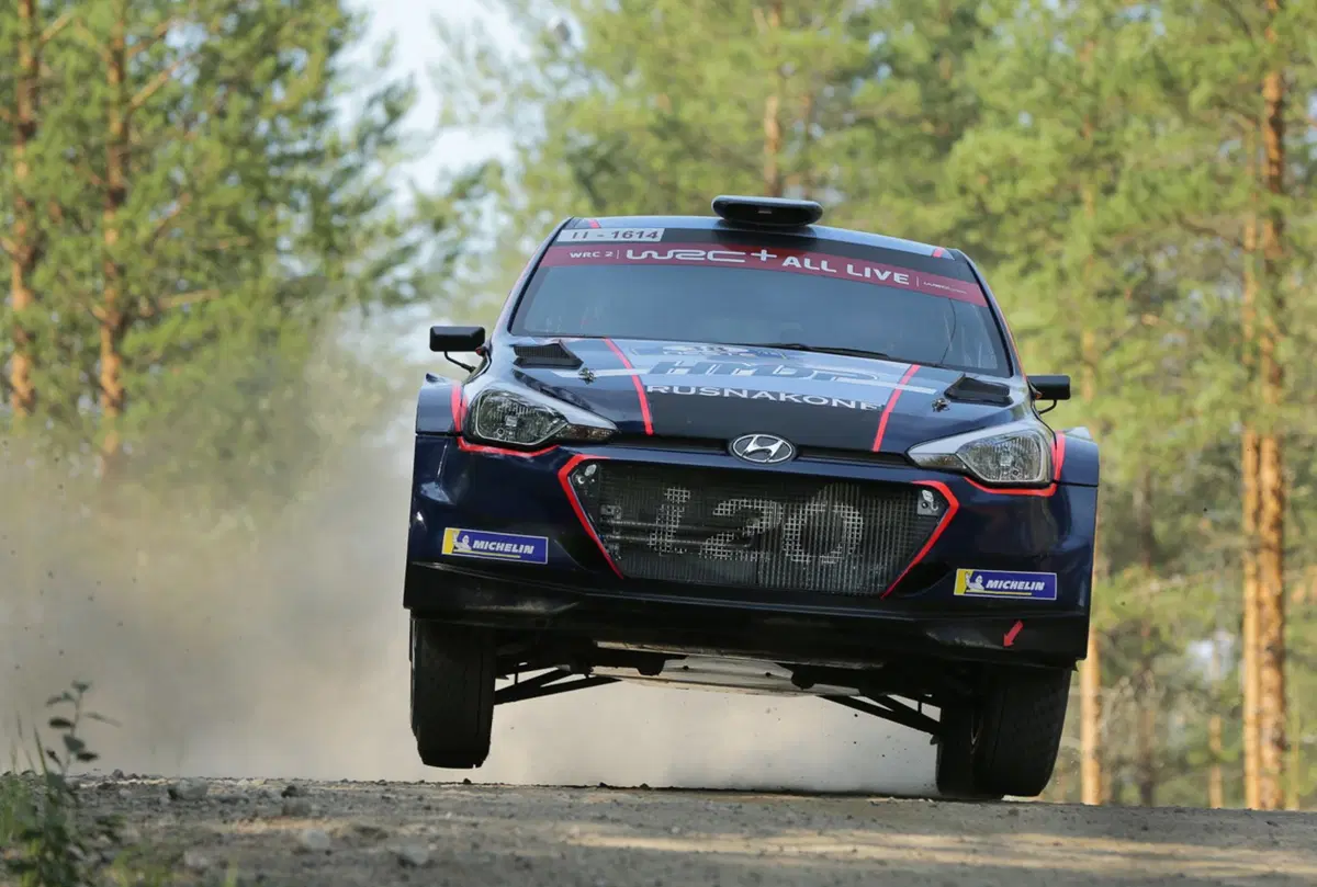 WRC18 Finlandia. Lampi rossi nel cielo di Jyvaskyla, poi “sereno” (6)
