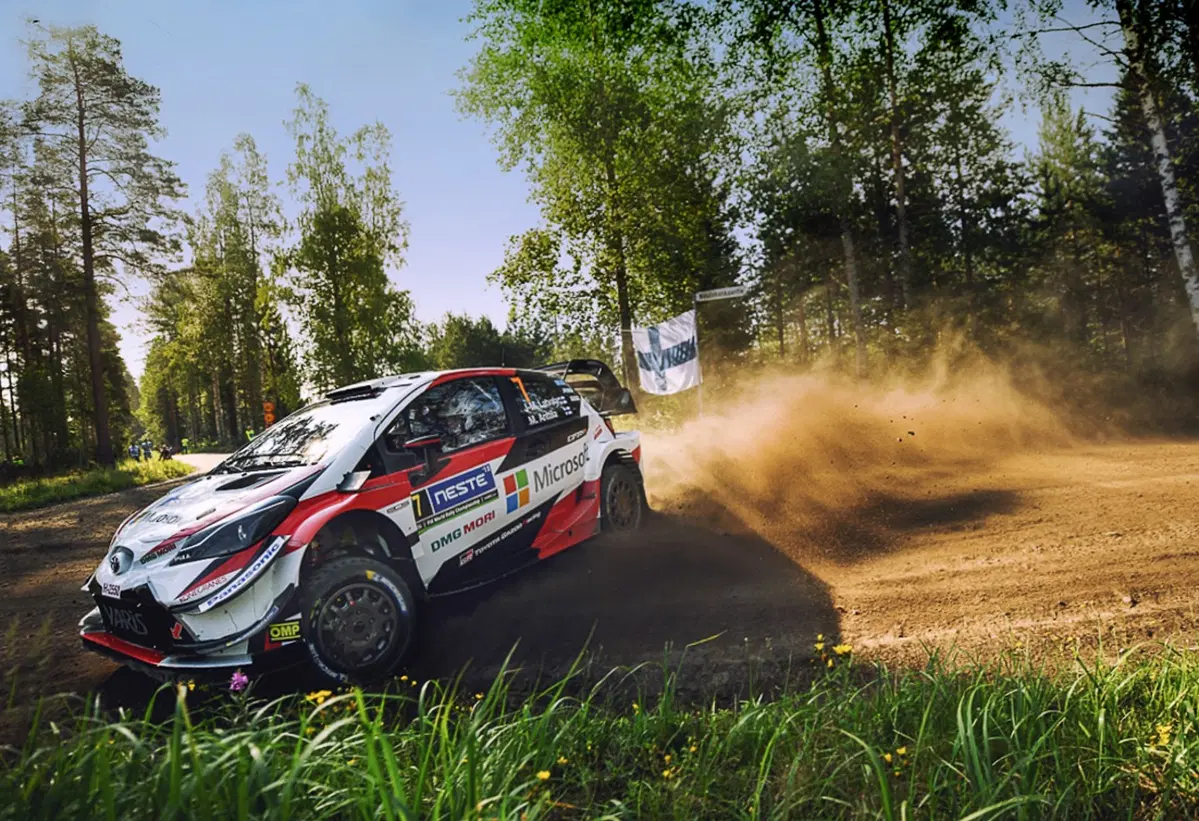 WRC18 Finlandia. Lampi rossi nel cielo di Jyvaskyla, poi “sereno” (16)