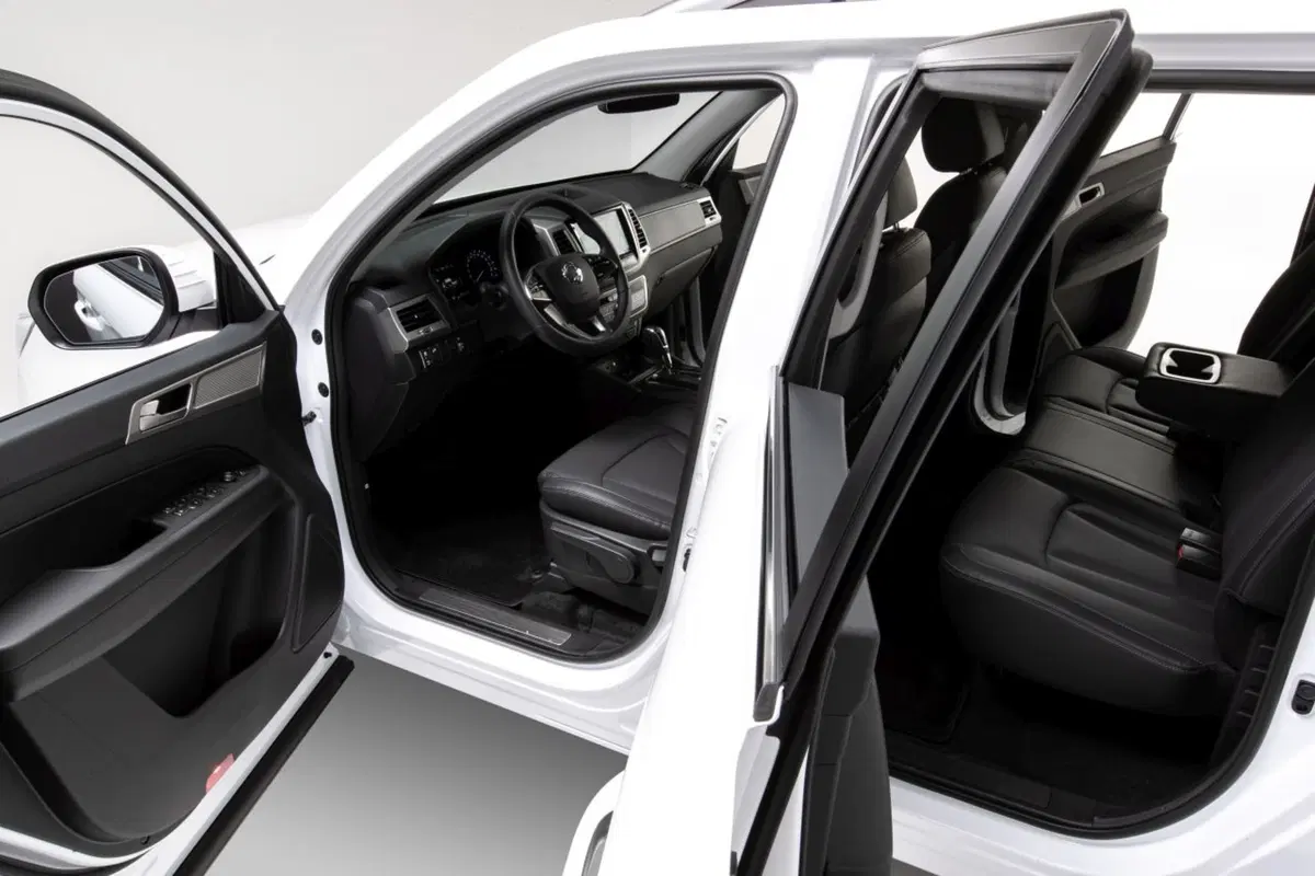 SsangYong Rexton Sports, il nuovo pick-up (4)