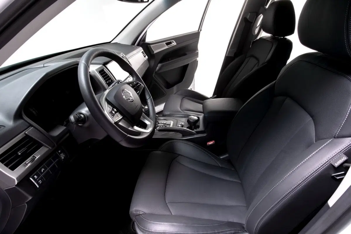 SsangYong Rexton Sports, il nuovo pick-up (6)