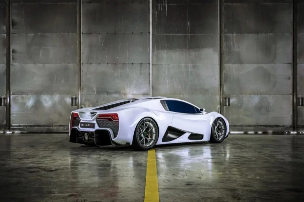 Milan Red, la hypercar austriaca che sfida Bugatti e Koenigsegg (3)