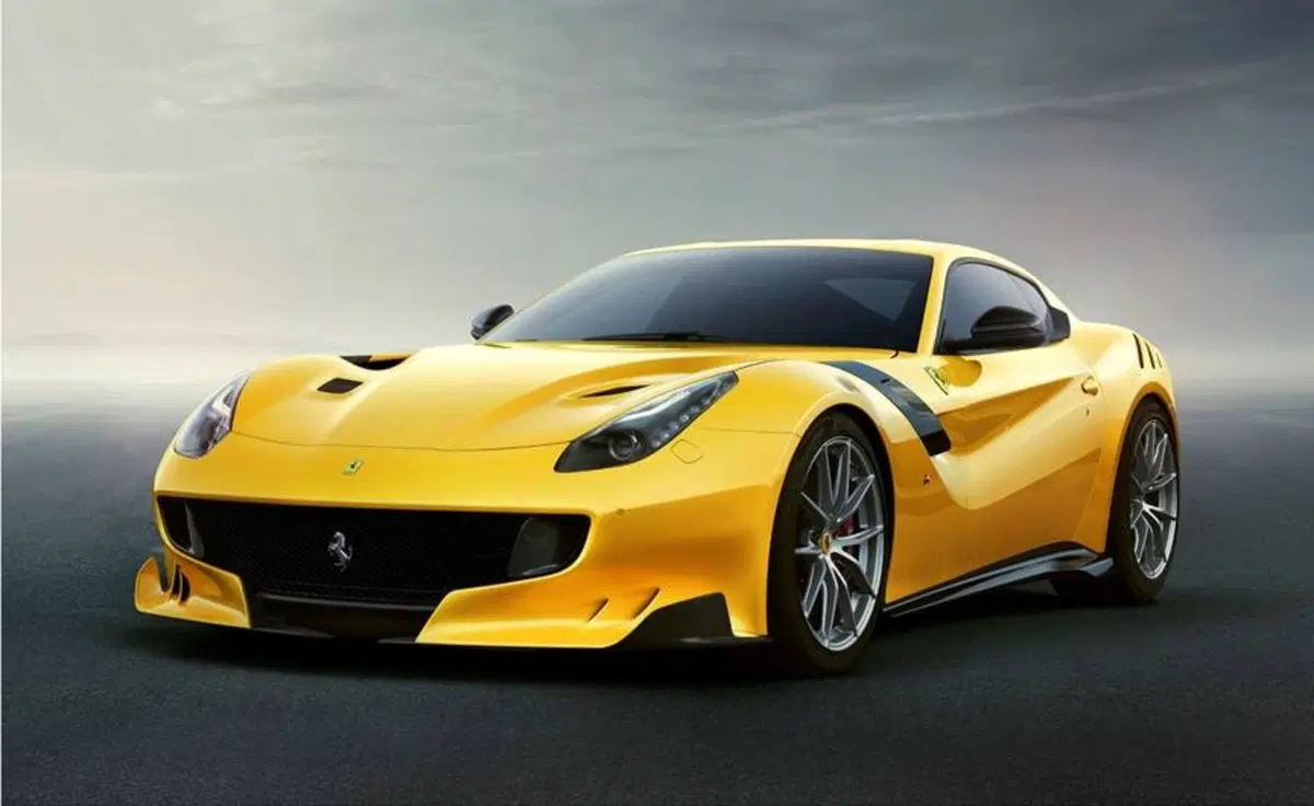 Rarità Ferrari all'asta per la ricerca