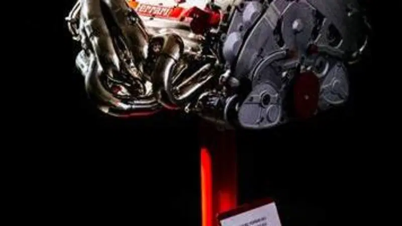 Rarit&agrave; Ferrari all'asta per la ricerca