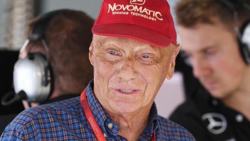 Niki Lauda, trapianto di polmone riuscito ma condizioni critiche