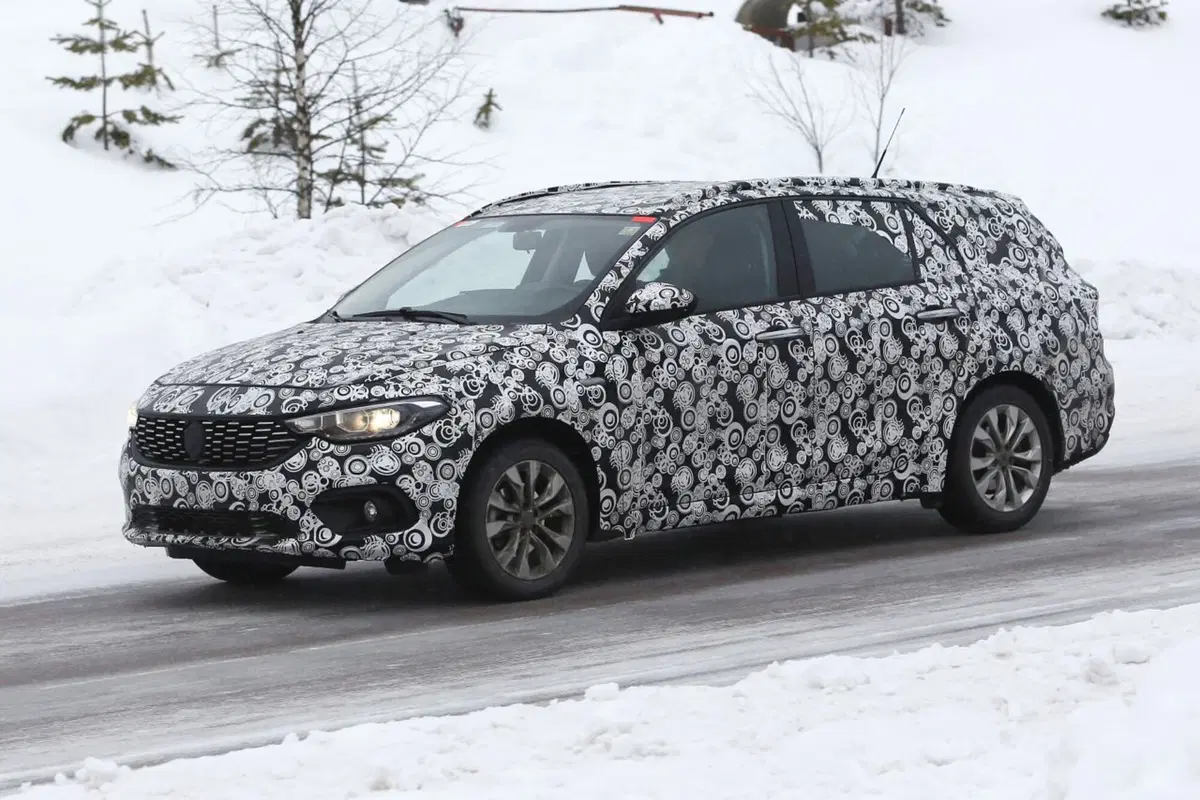 Fiat Tipo Wagon, eccola quasi pronta (4)